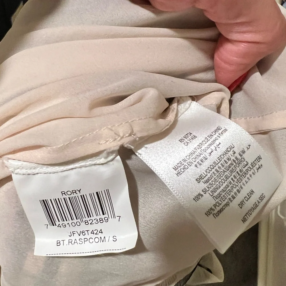 BCBGMAXAZRIA Small
Rory Multicolor Silk Peasant Dress - Picture 4 of 7